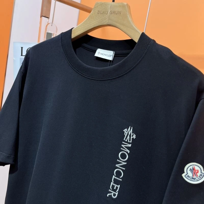 Moncler T-Shirts MoistureWicking 141804