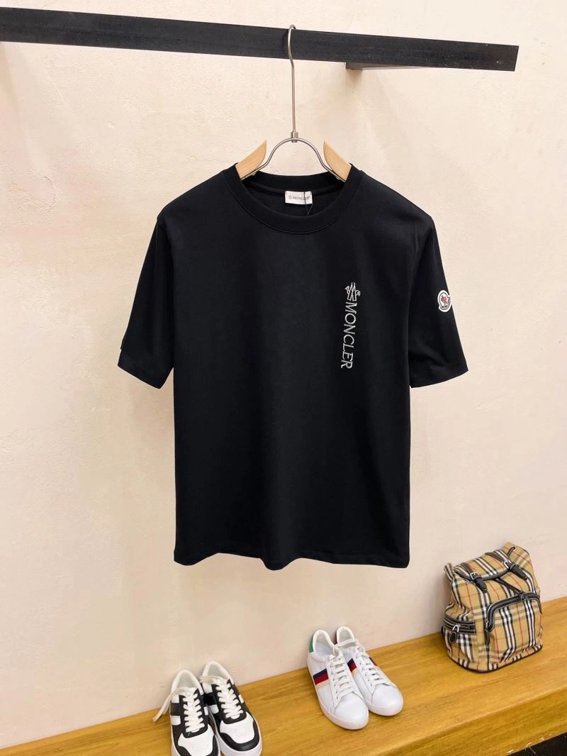 Moncler T-Shirts Fashionable 141780