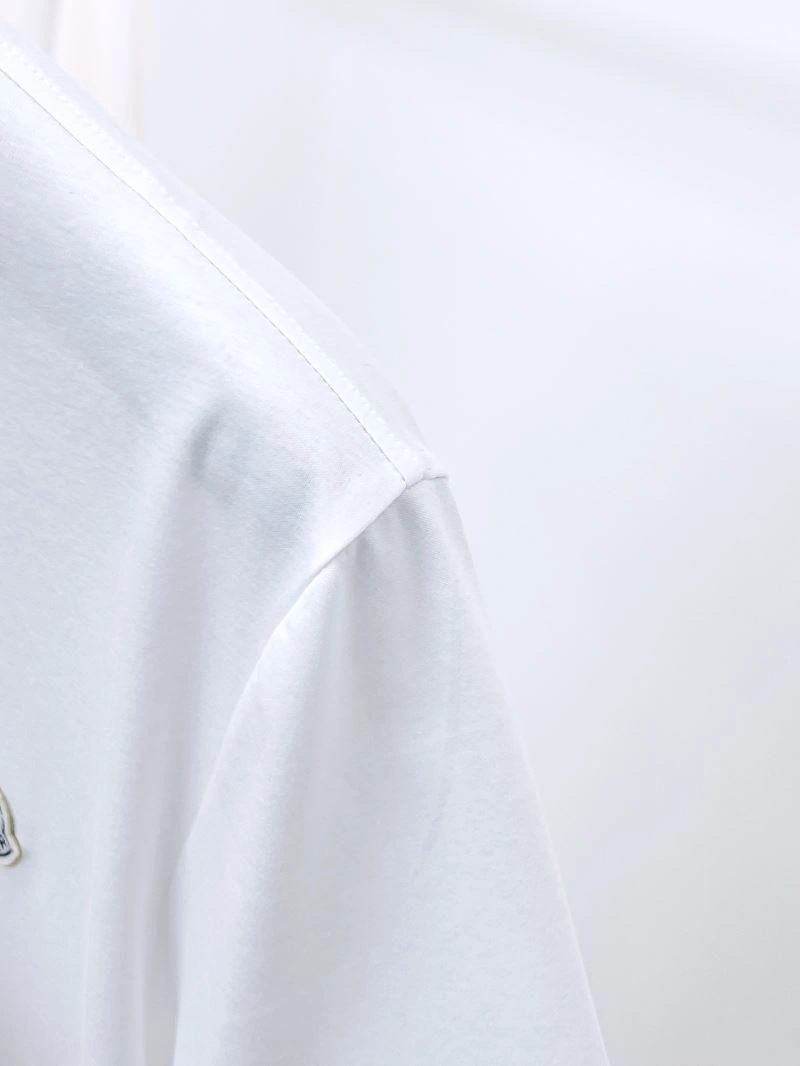 Upgraded Moncler T-Shirts 141781
