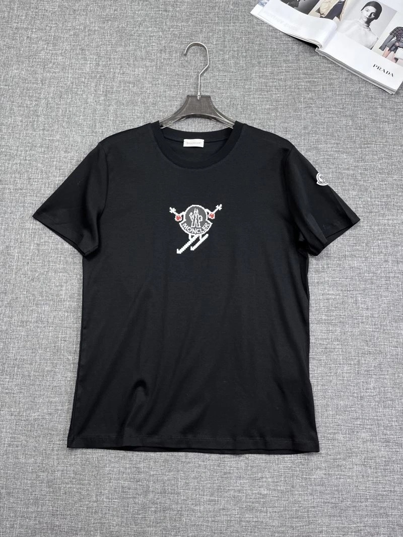 Upgraded Moncler T-Shirts 141777