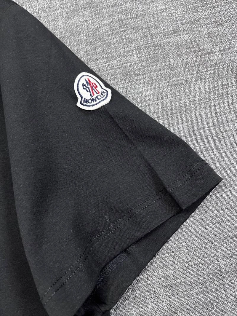 Upgraded Moncler T-Shirts 141777