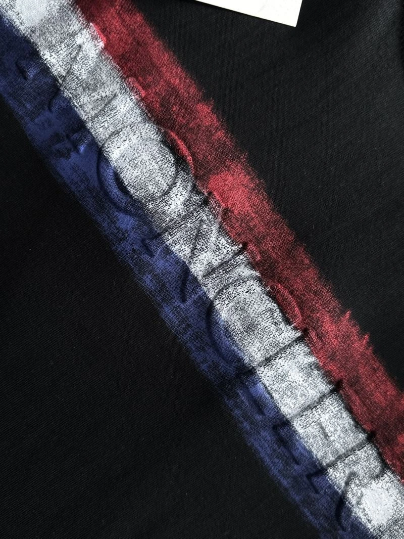 UrbanChic Moncler T-Shirts 141761