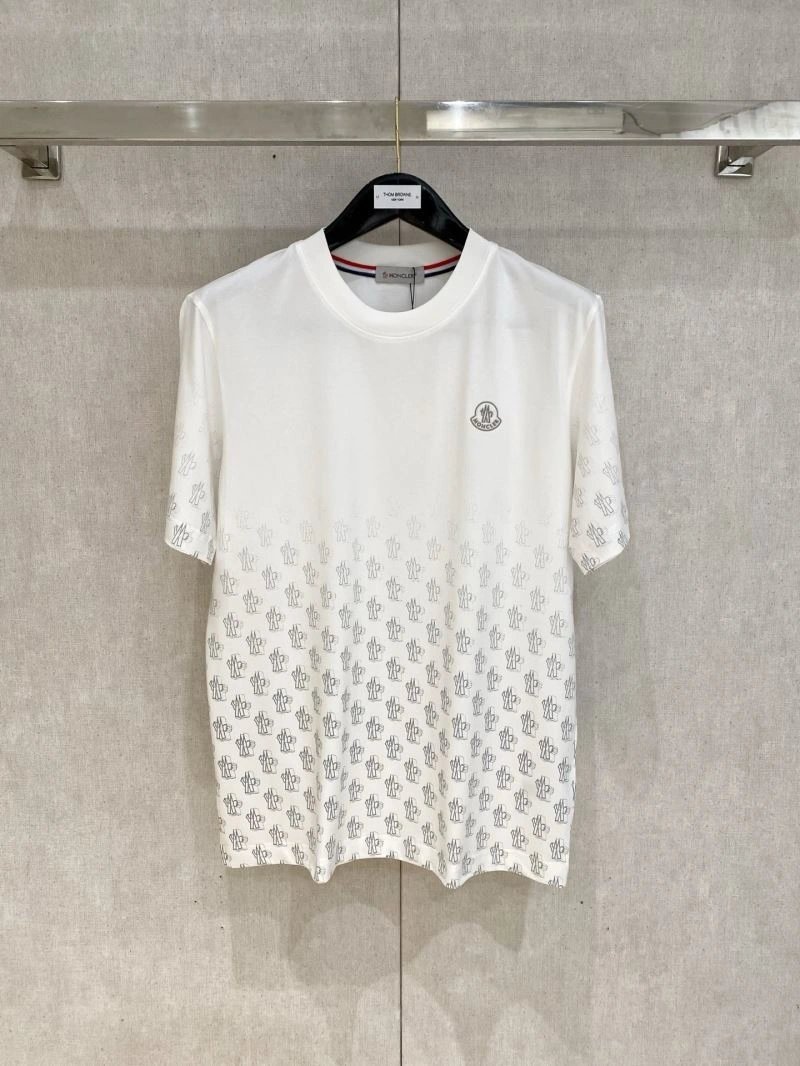 Moncler T-Shirts TimelessDesign 141760