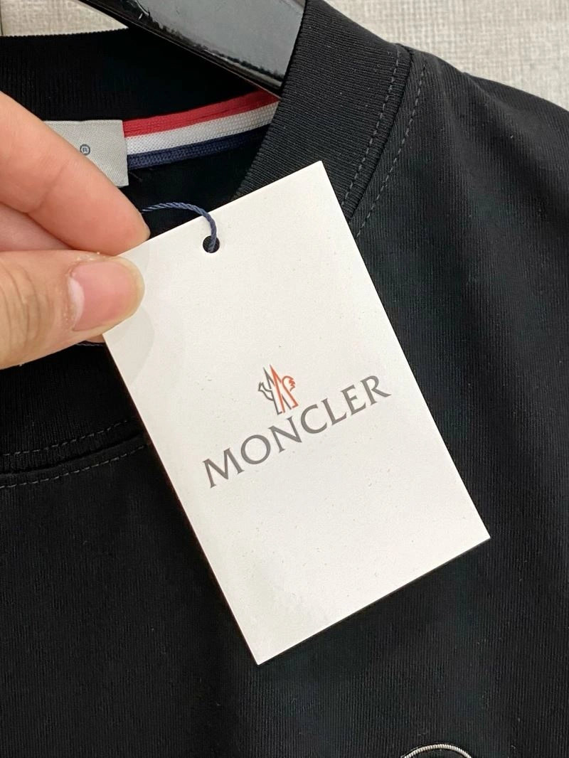 Moncler T-Shirts SoftTouch 141768