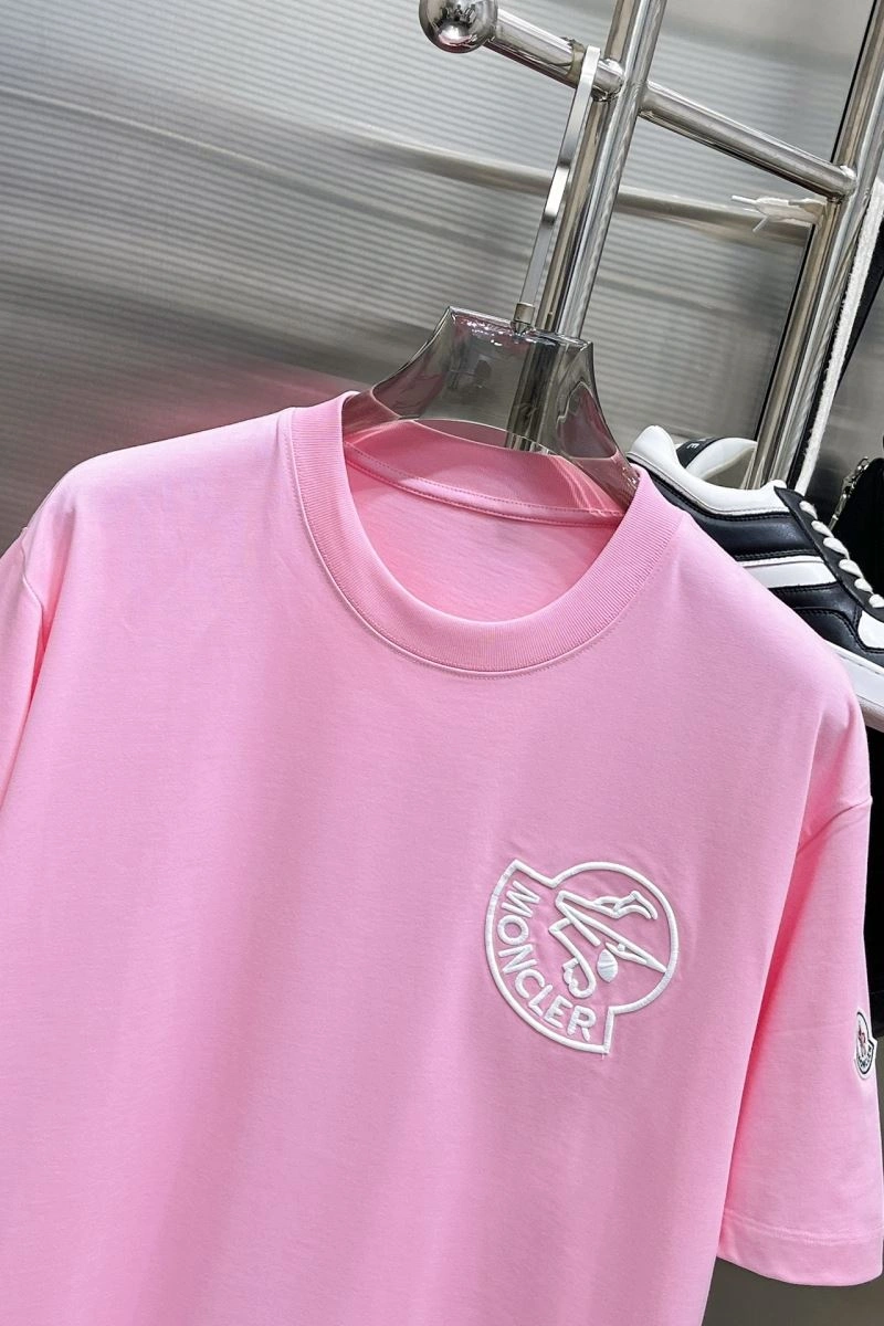 Neat Moncler T-Shirts 141764