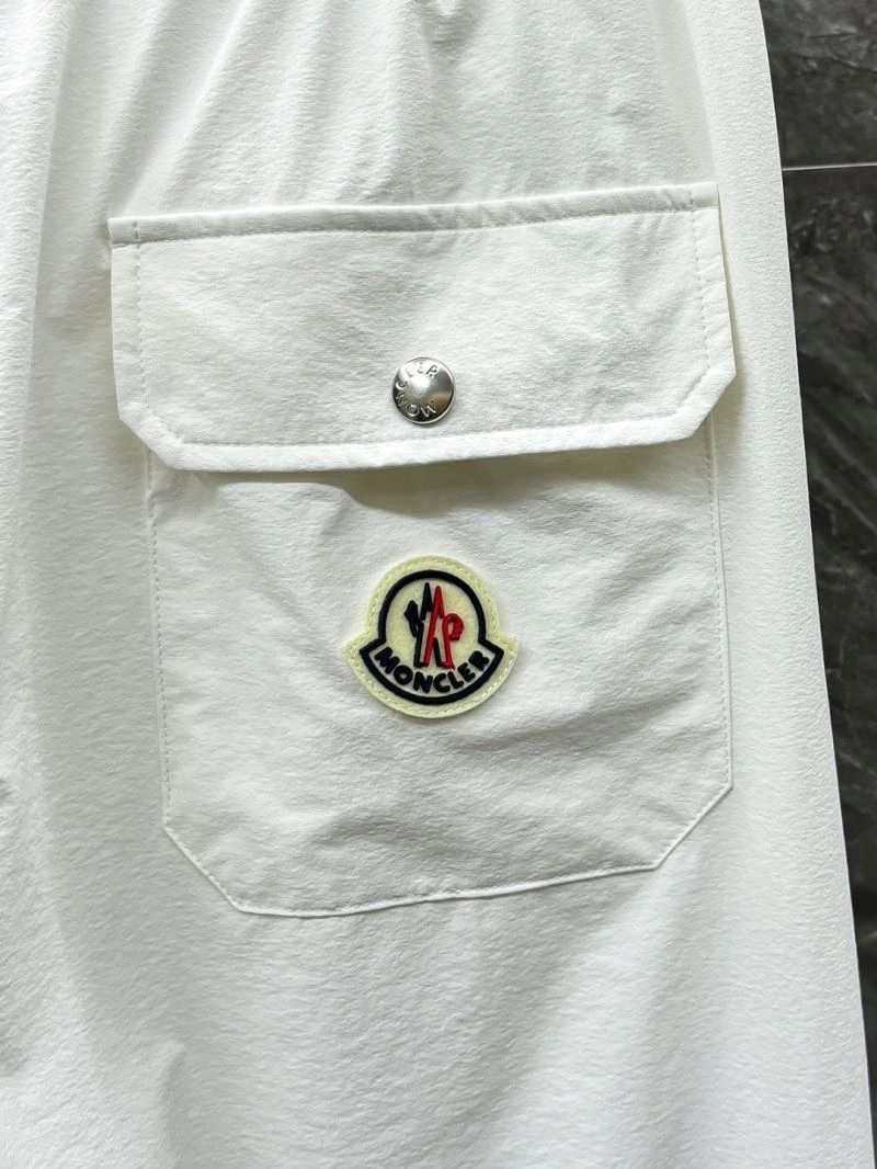 WellDesigned Moncler T-Shirts 141757