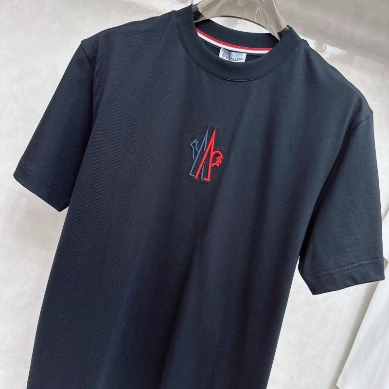 Breathable Moncler T-Shirts 141755