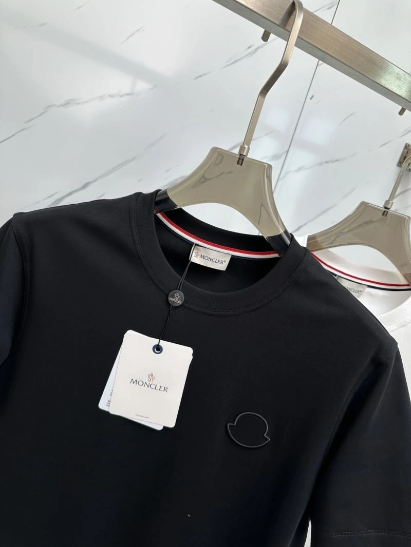 Moncler T-Shirts EasyMatch 141743