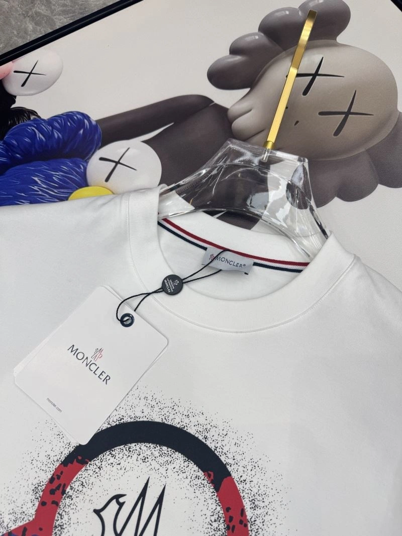 TechFriendly Moncler T-Shirts 141752