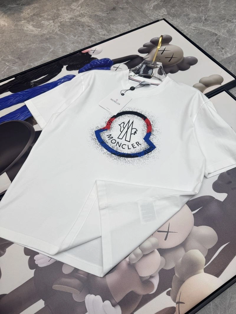 TechFriendly Moncler T-Shirts 141752
