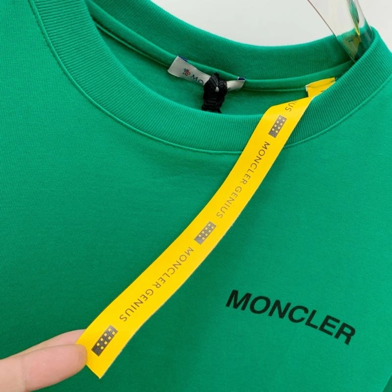 Moncler T-Shirts UrbanChic 141753
