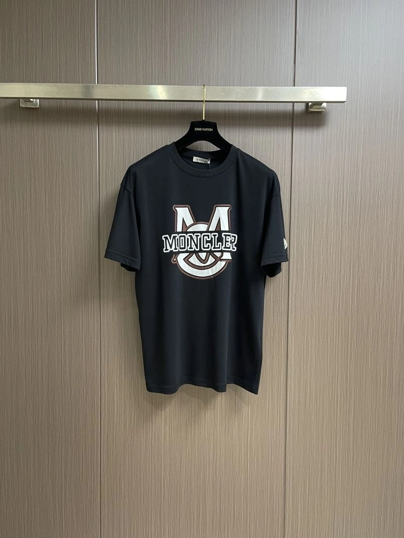 Moncler T-Shirts TravelReady 141738