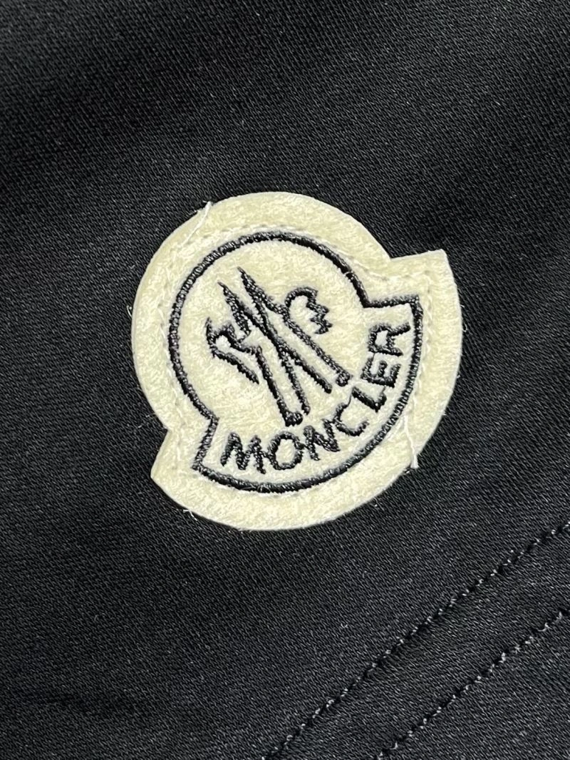 Moncler T-Shirts TravelReady 141738