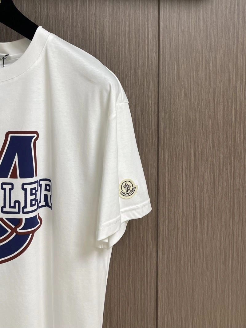 Moncler T-Shirts Sophisticated 141762