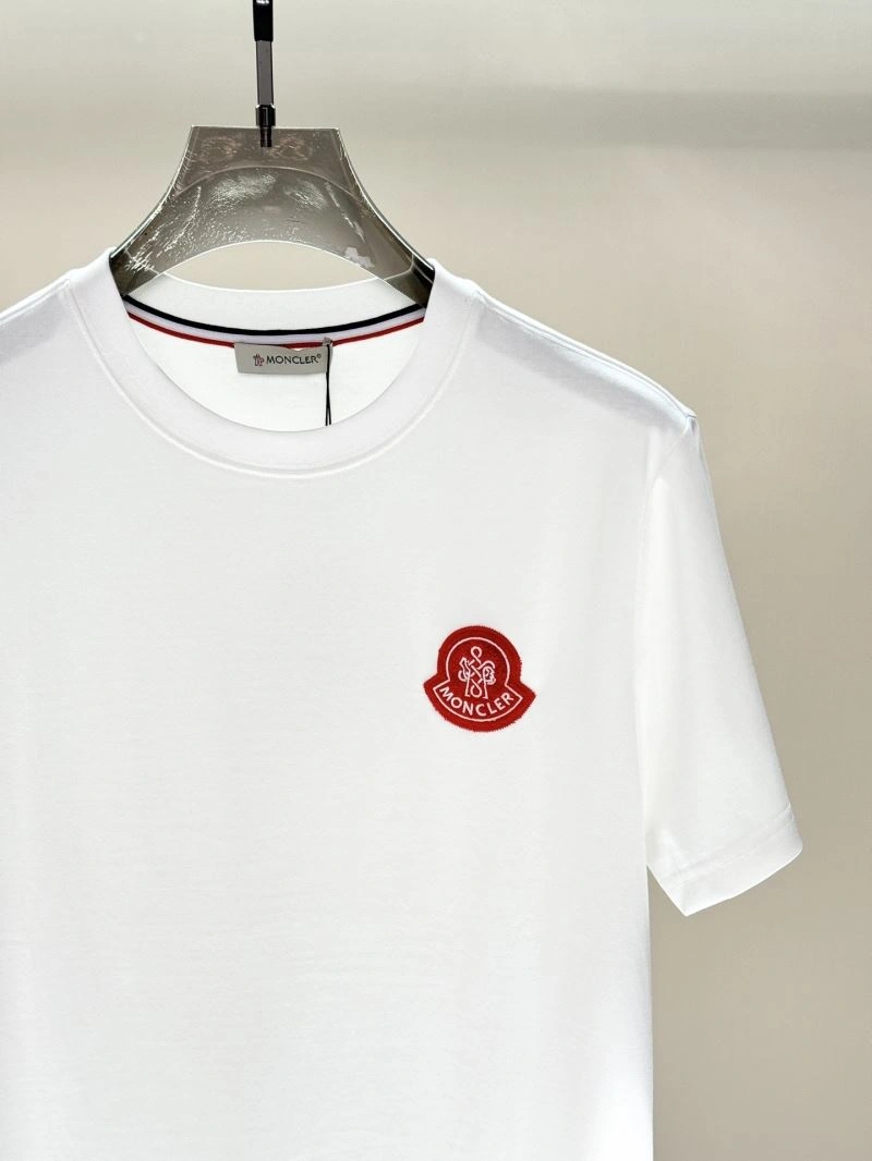 Moncler T-Shirts Sporty 141735