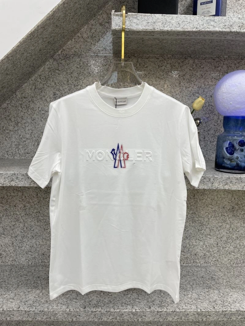 Moncler T-Shirts Comfortable 141733