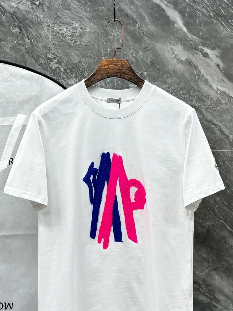 Moncler T-Shirts UrbanChic 141747