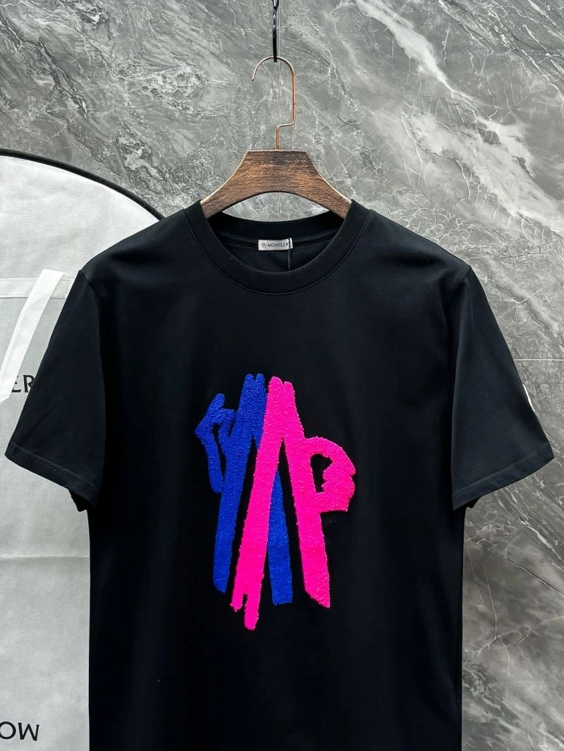 Moncler T-Shirts Comfortable 141729