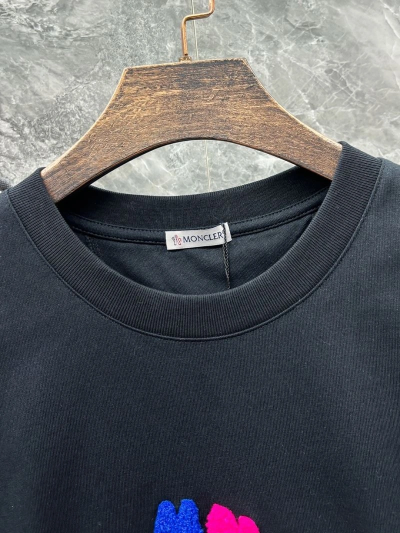 Moncler T-Shirts Comfortable 141729