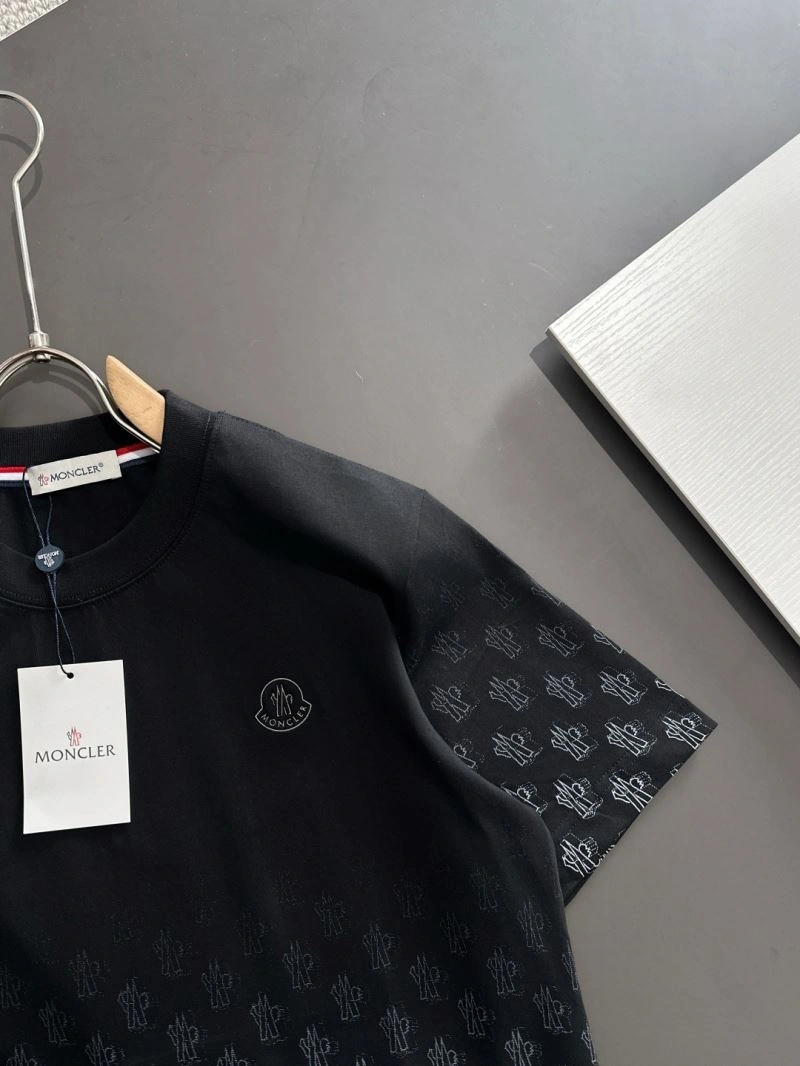 Moncler T-Shirts Unique 141721