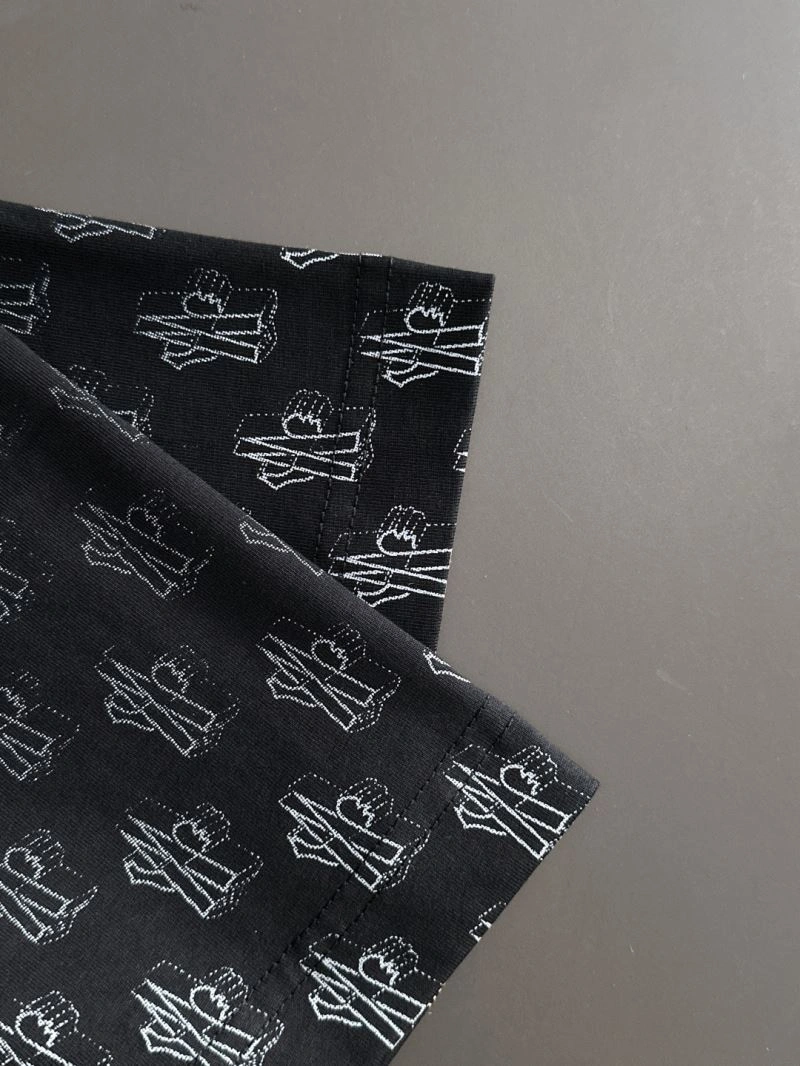 Moncler T-Shirts Unique 141721