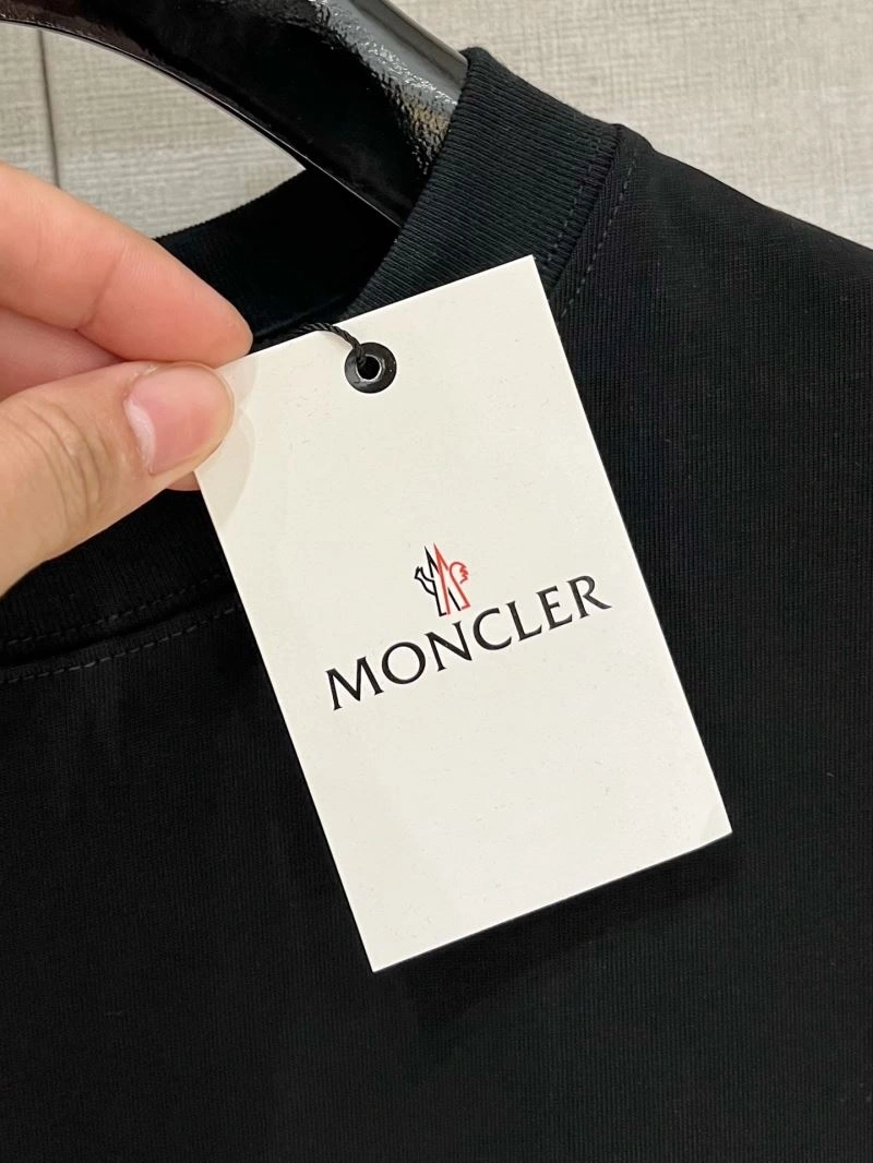 Moncler T-Shirts MoistureWicking 141723