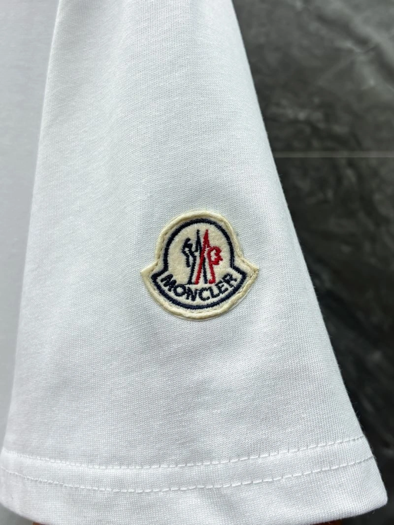 Trendsetting Moncler T-Shirts 141716