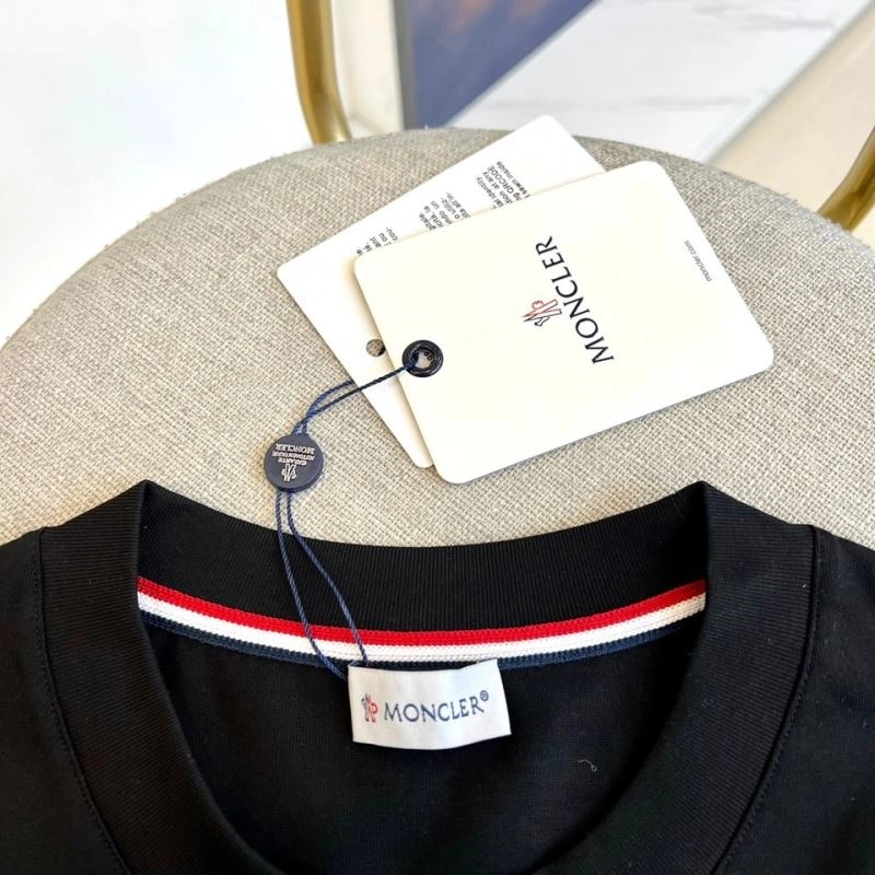 Popular Moncler T-Shirts 141715