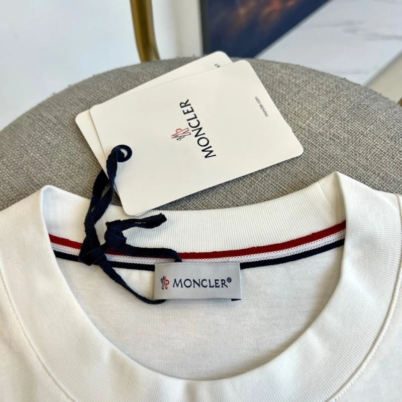 Moncler T-Shirts SmartChoice 141713