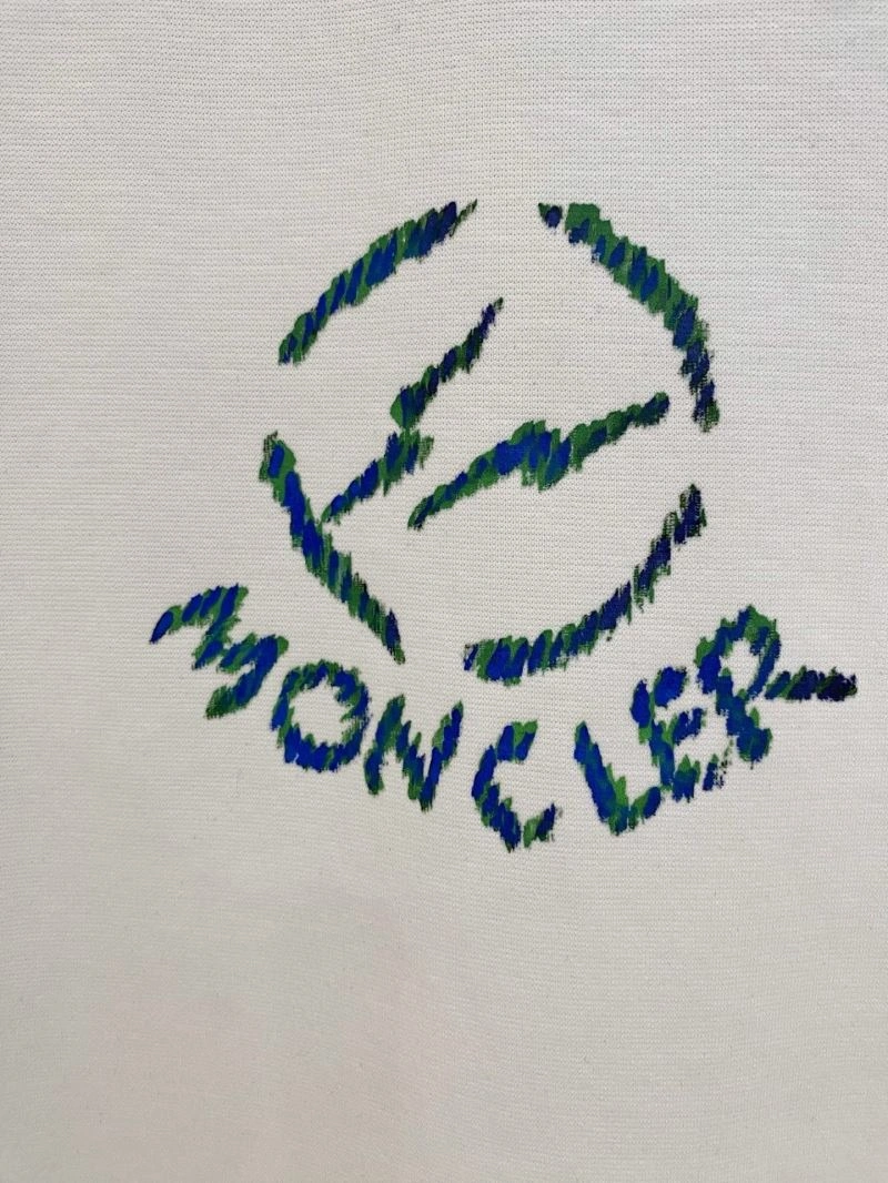 Moncler T-Shirts ComfortFit 141700
