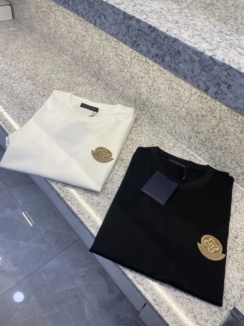 ComfortFit Moncler T-Shirts 141706