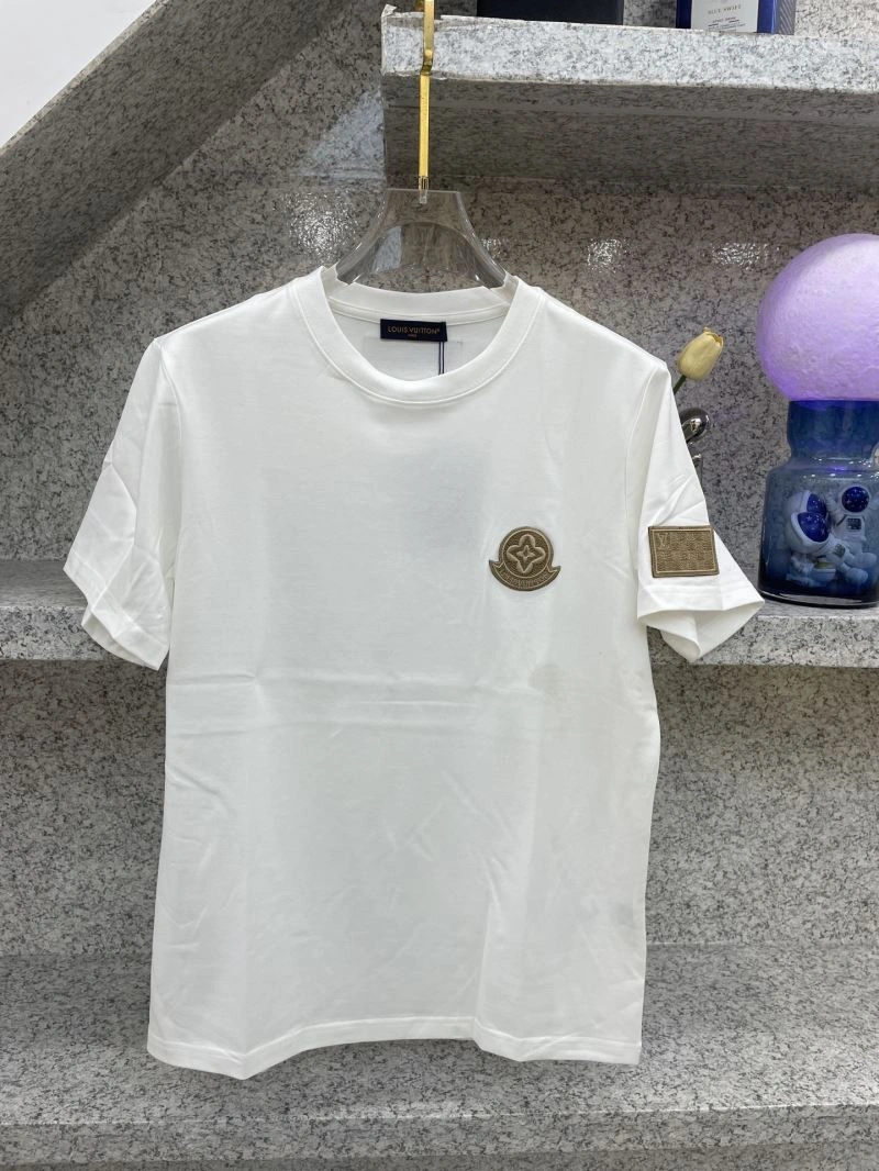 ComfortFit Moncler T-Shirts 141706