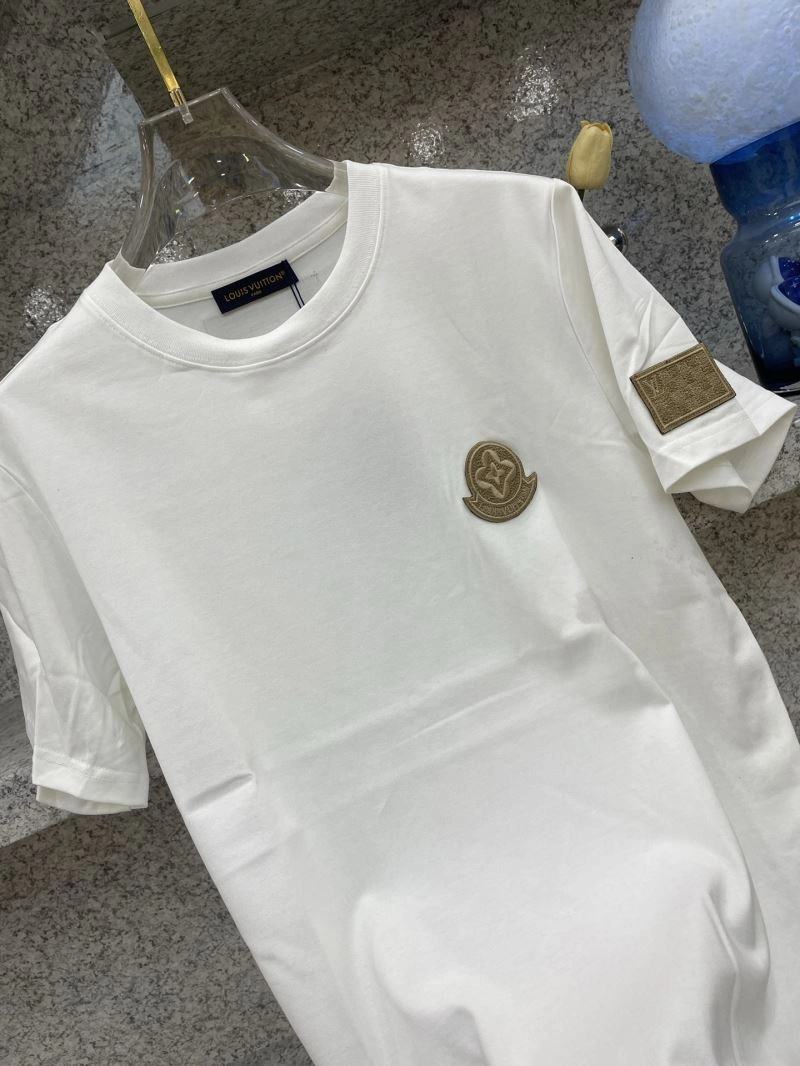 ComfortFit Moncler T-Shirts 141706