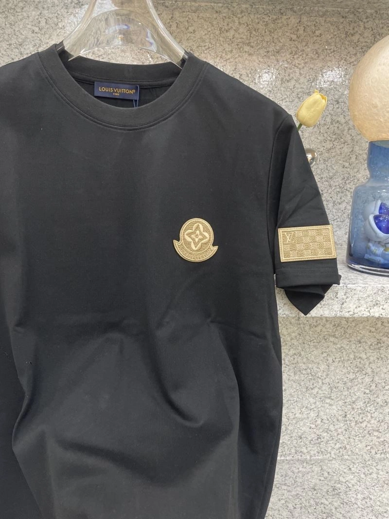 ComfortFit Moncler T-Shirts 141706