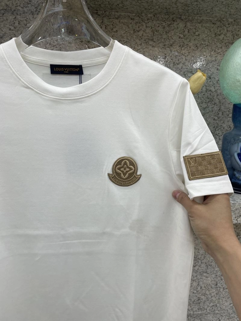 ComfortFit Moncler T-Shirts 141706