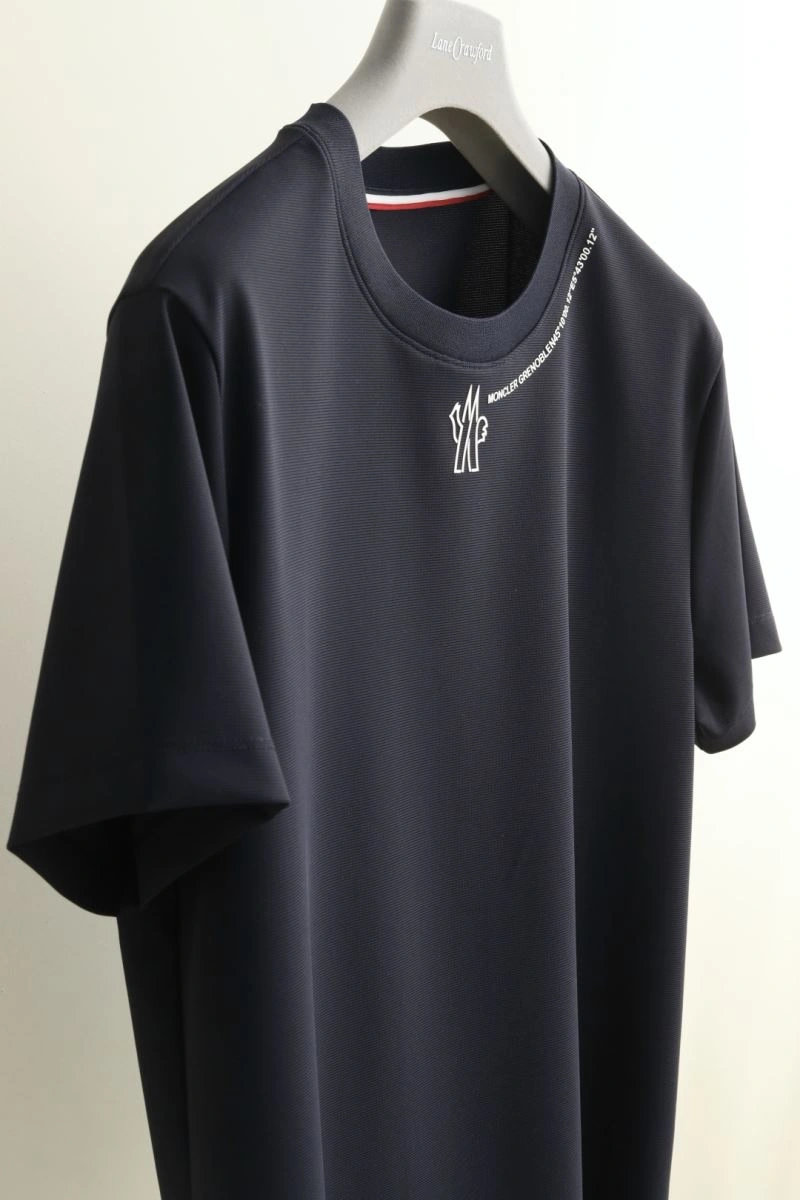 Moncler T-Shirts Unisex 141718