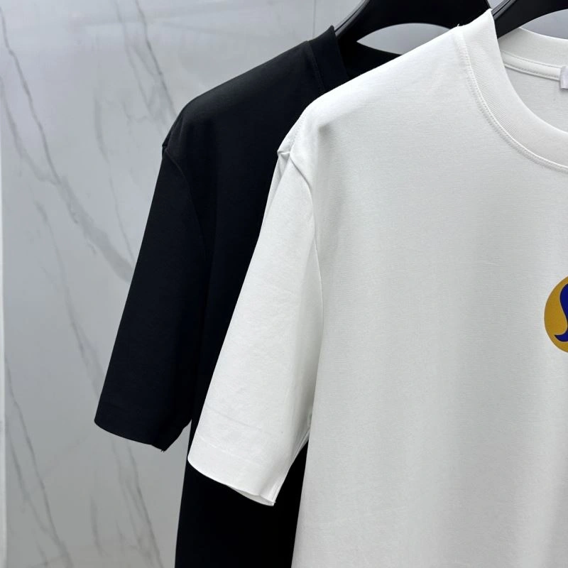 Moncler T-Shirts Resilient 141698