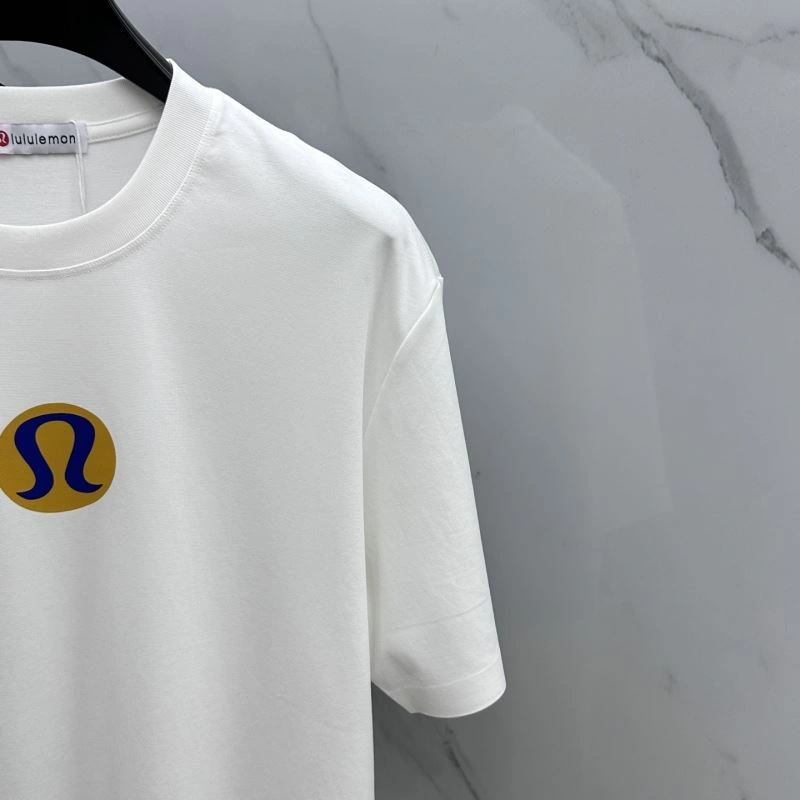 Moncler T-Shirts Resilient 141698