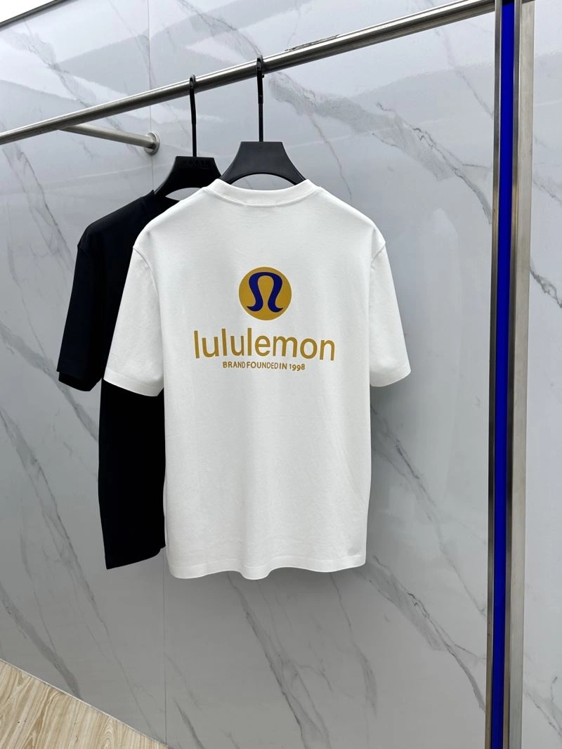 Moncler T-Shirts Resilient 141698