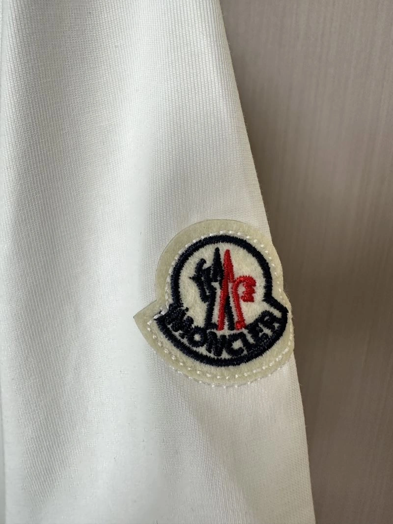 Moncler T-Shirts WrinkleFree 141696
