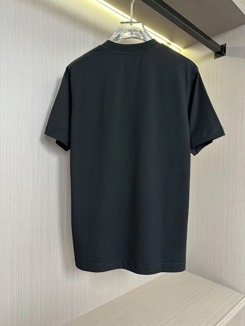 Moncler T-Shirts Unisex 141703