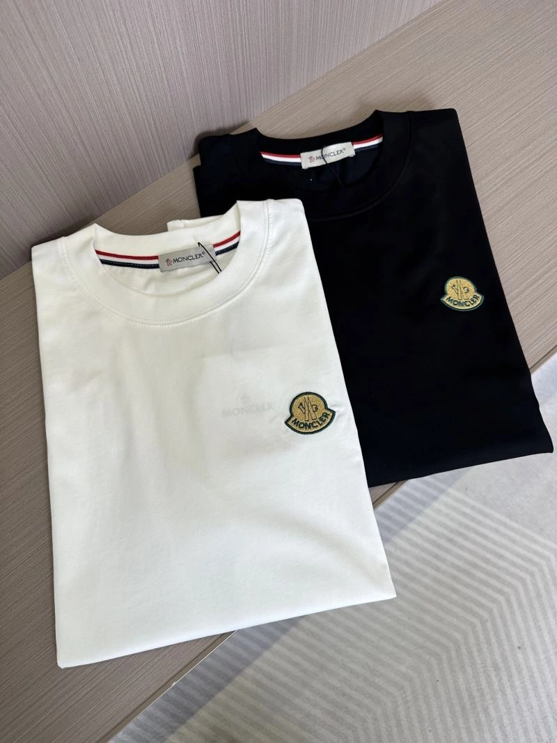 Moncler T-Shirts Youthful 141712