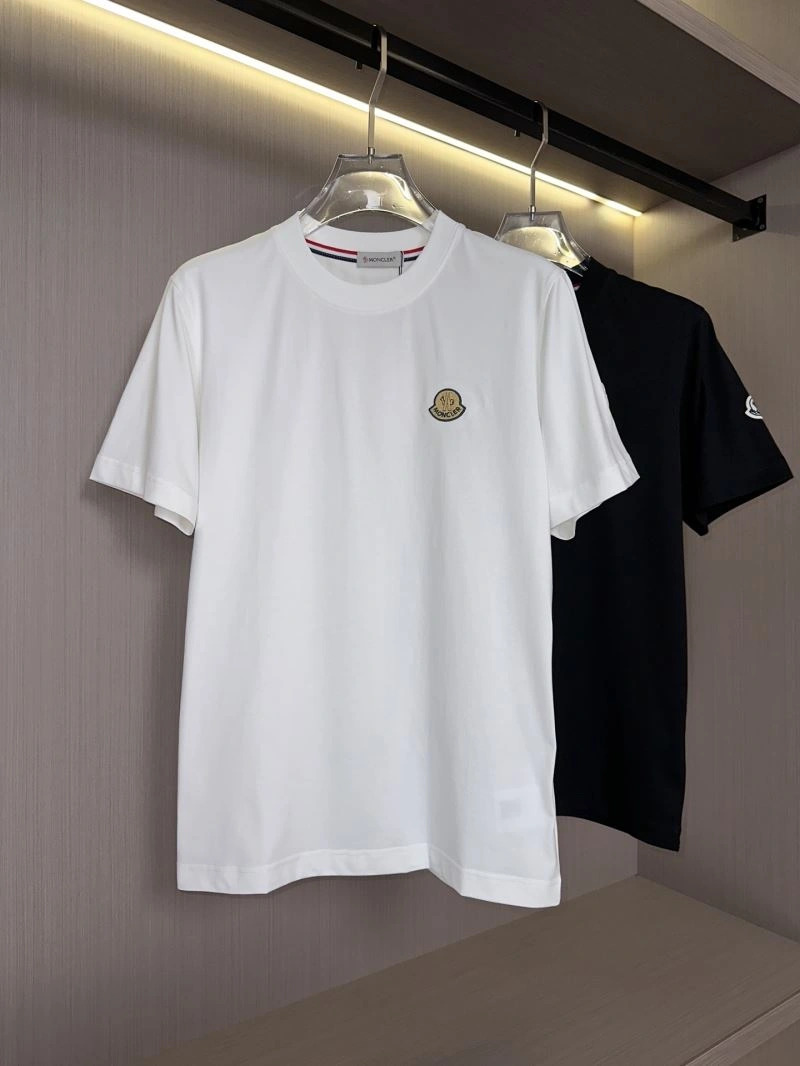 Moncler T-Shirts Youthful 141712