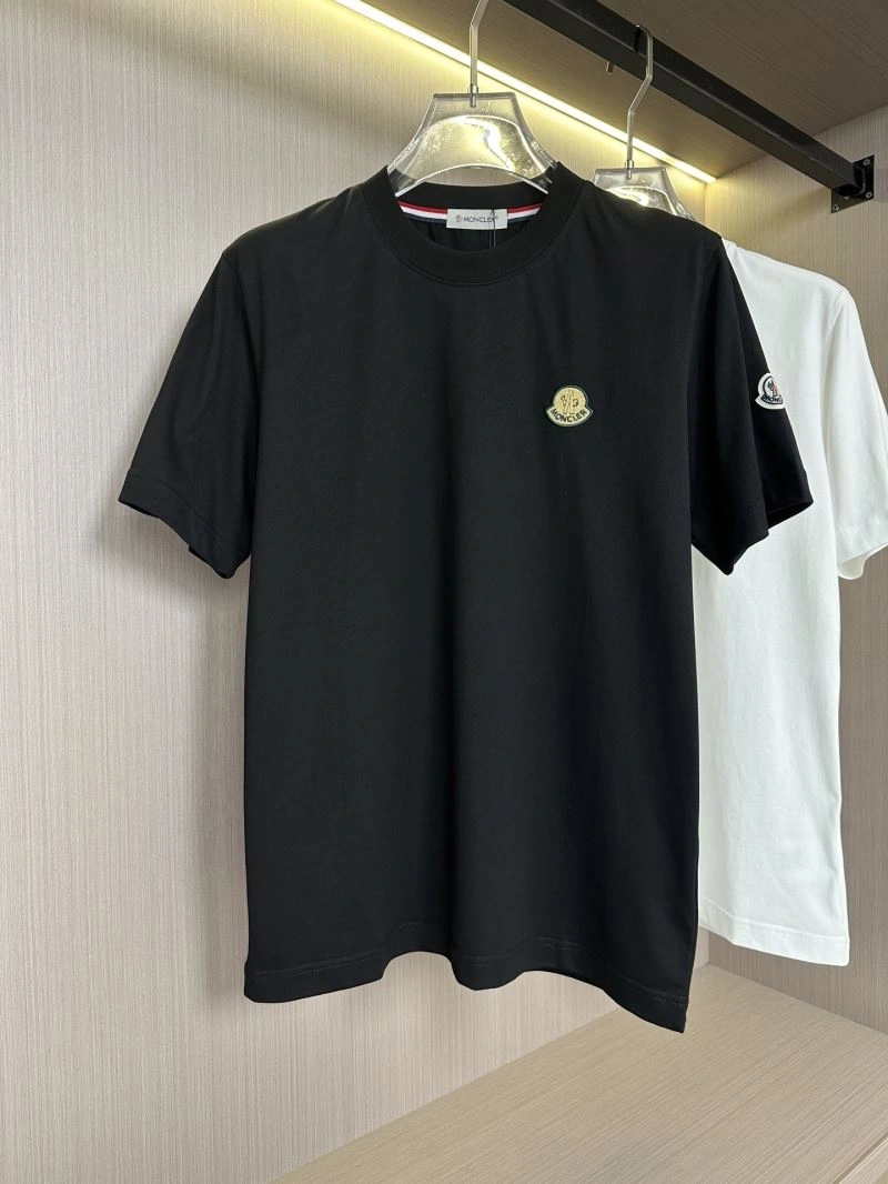 Moncler T-Shirts Youthful 141712