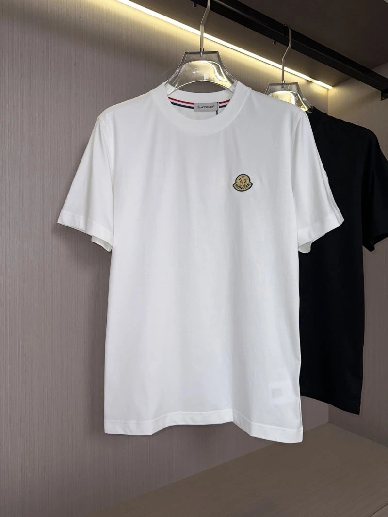 Moncler T-Shirts Youthful 141712