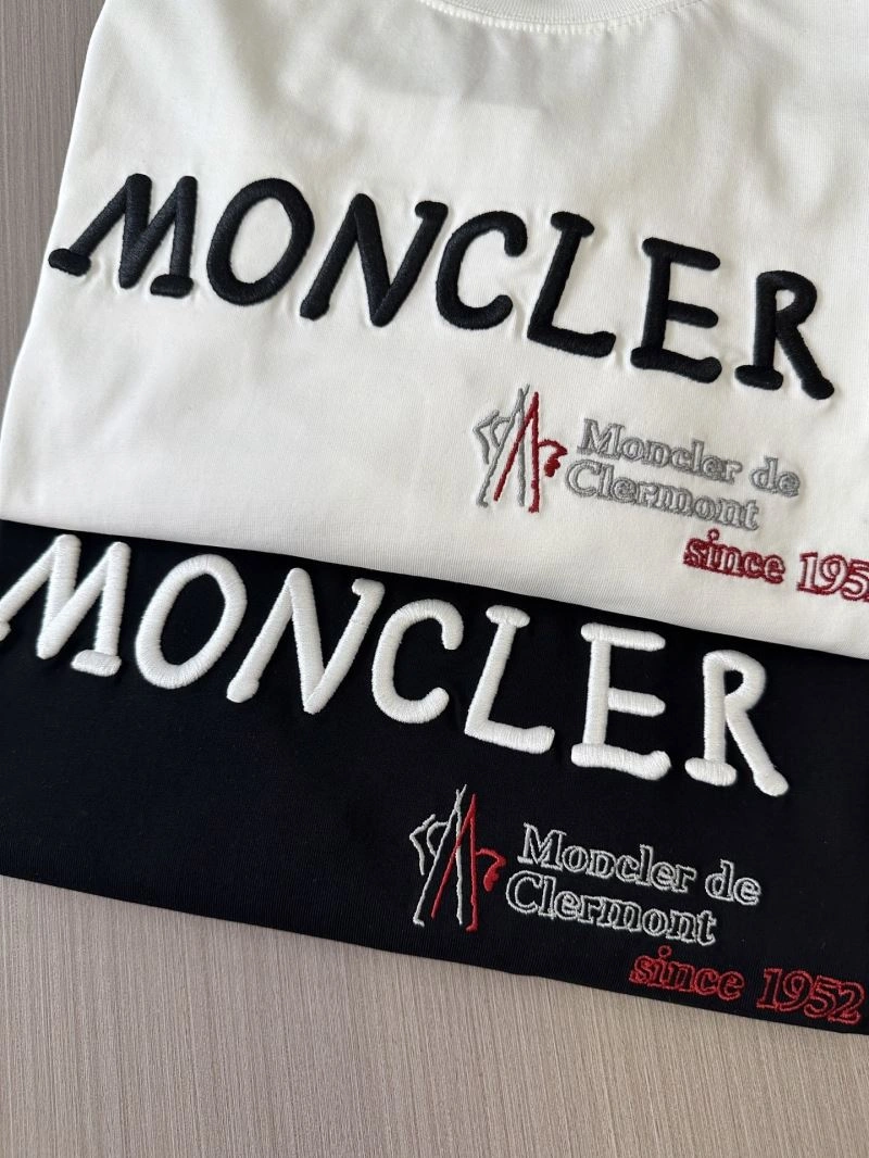 Moncler T-Shirts Upgraded 141695