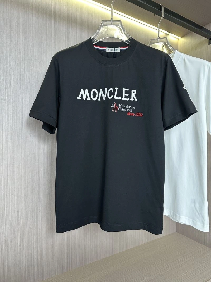 Moncler T-Shirts Upgraded 141695