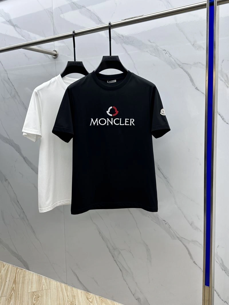 Moncler T-Shirts Flexible 141699