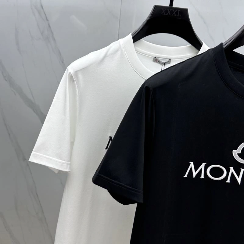 Moncler T-Shirts Flexible 141699