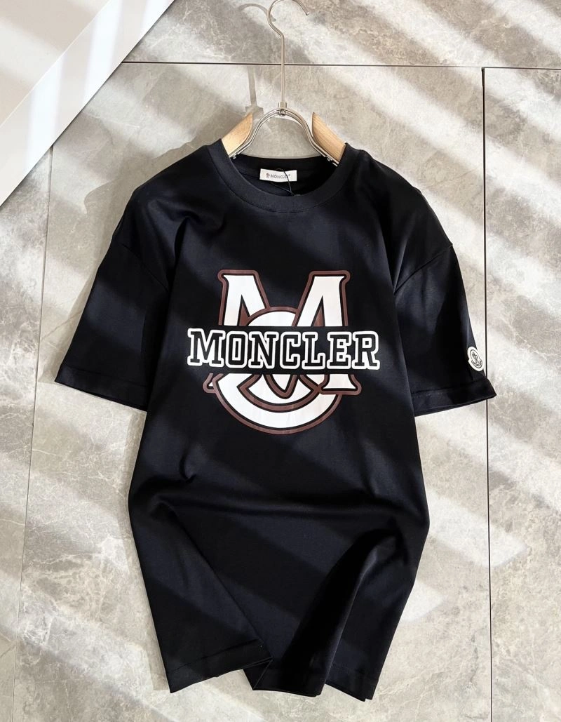 Moncler T-Shirts Cozy 141692